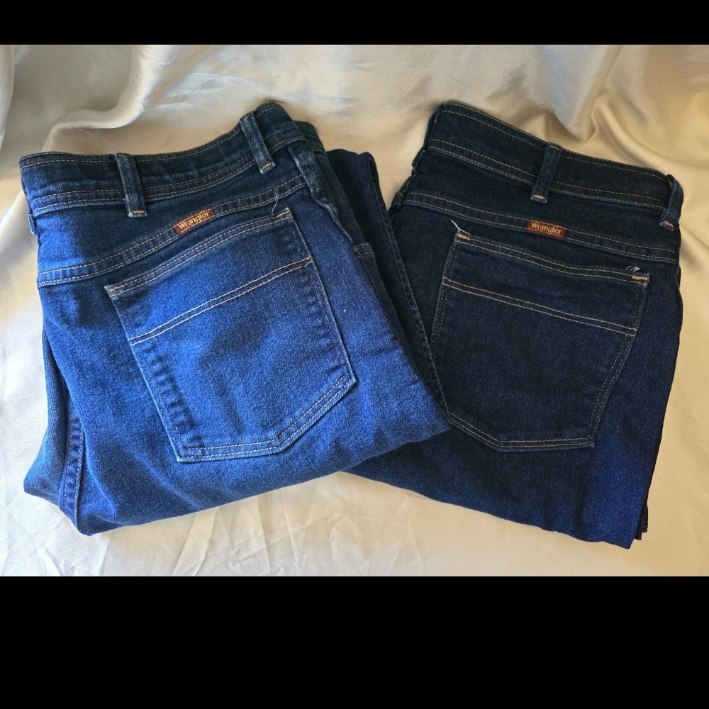 Wrangler Deep Blue Jeans